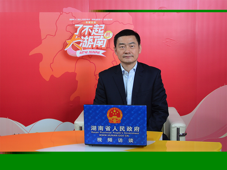 服務(wù)新發(fā)展  稅收總關(guān)情