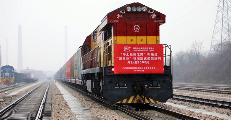 “湘粵非”鐵海聯(lián)運(yùn)國(guó)際班列開(kāi)行超2000列